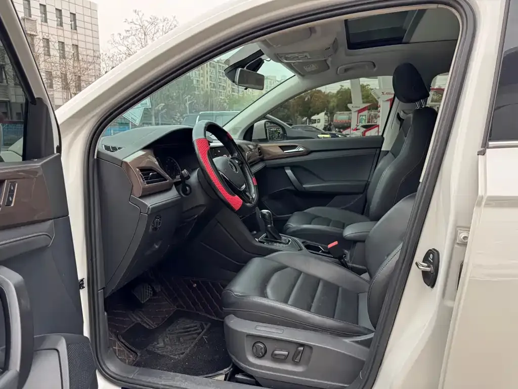 Volkswagen Tharu 2021 из CN, фото 2