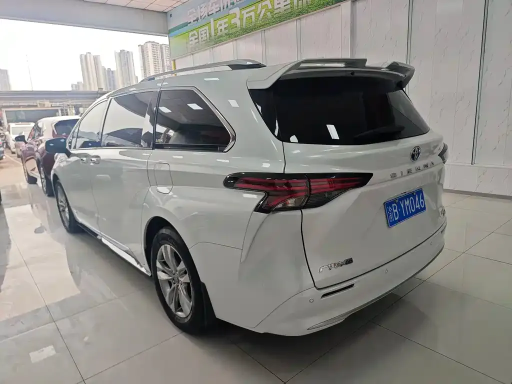 Toyota Sienna 2022 из CN, фото 8