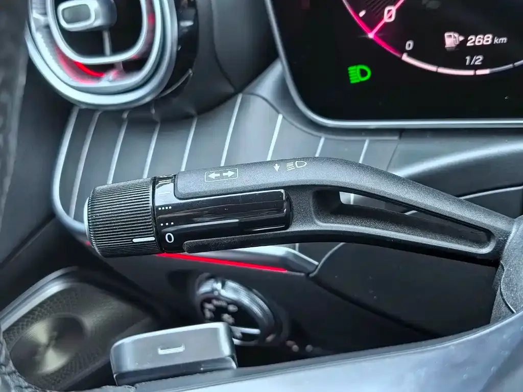 Mercedes-Benz C-Class 2024 из CN, фото 9