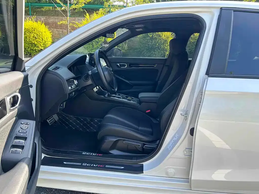Honda Civic — фото 3