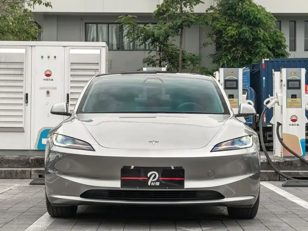 Tesla Model 3 2023 из CN, фото 6