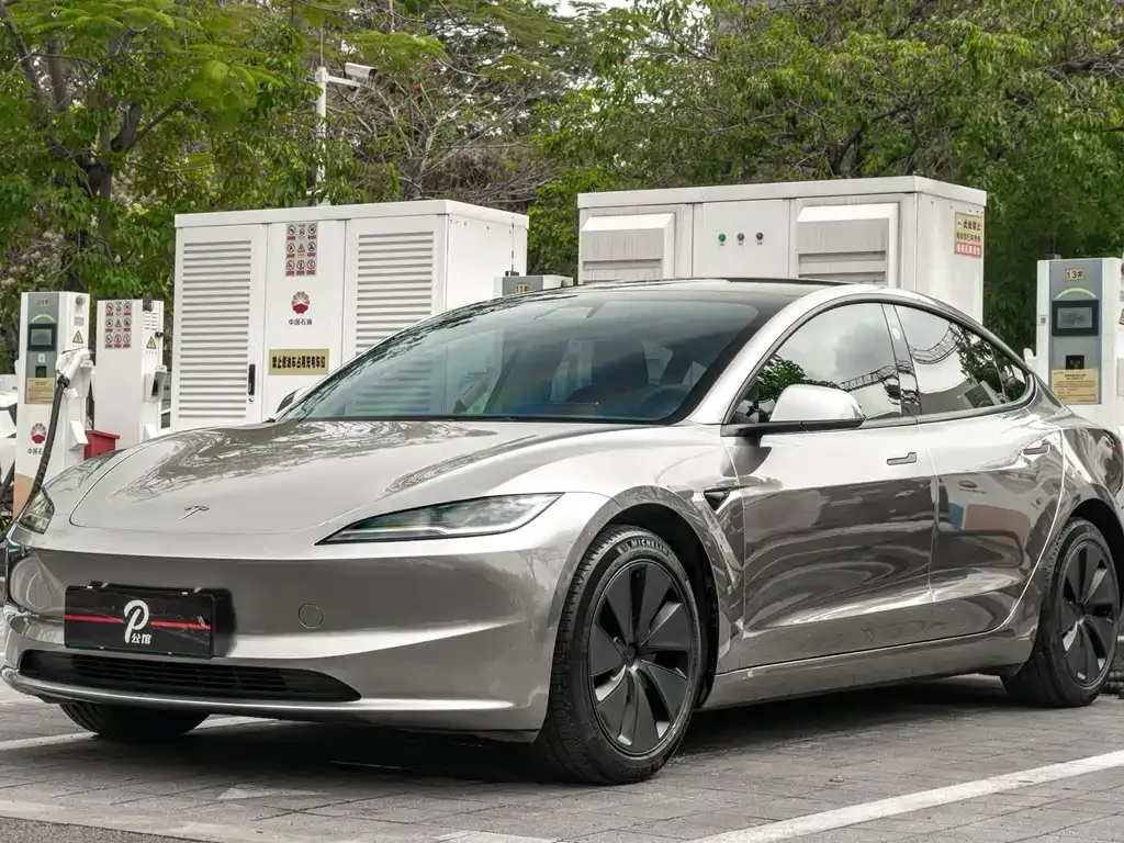 Tesla Model 3 2023 из CN, фото 8