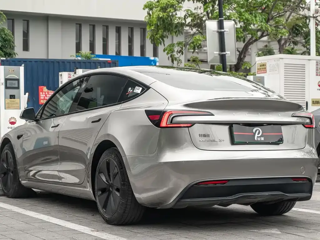 Tesla Model 3 2023 из CN, фото 9