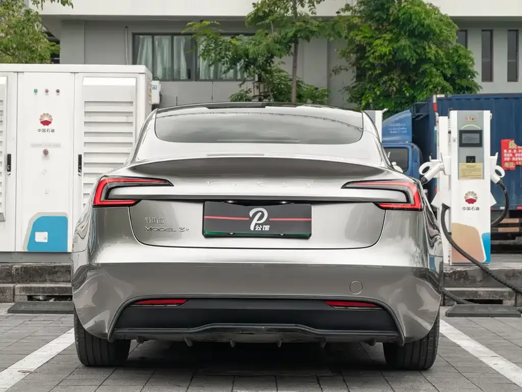 Tesla Model 3 2023 из CN, фото 5