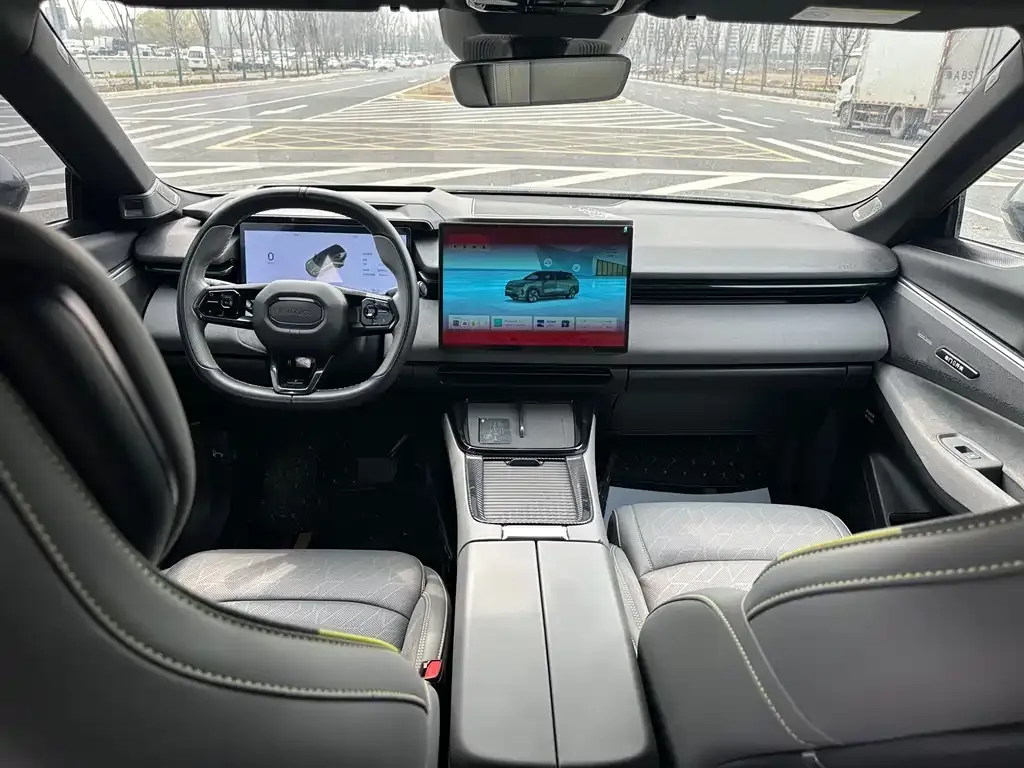 Lynk & Co 08 EM-P 2024 из CN, фото 10