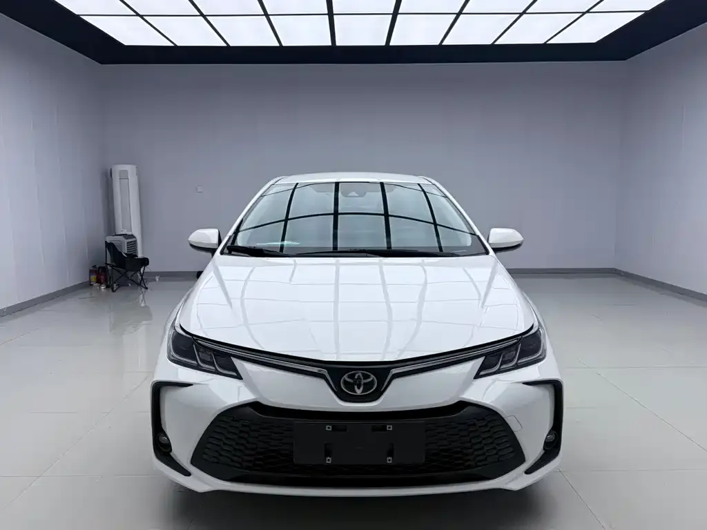 Toyota Corolla 2022 из CN, фото 3