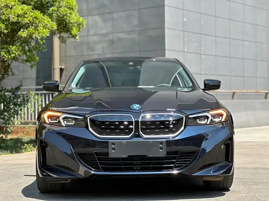 BMW i3 — фото 7
