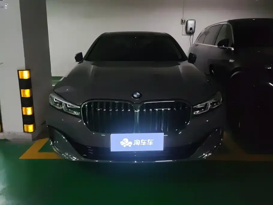 BMW 7 Series 2021 из CN, фото 2