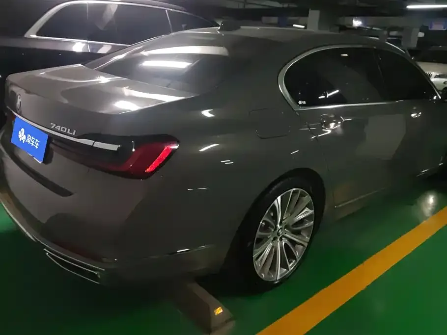 BMW 7 Series 2021 из CN, фото 5
