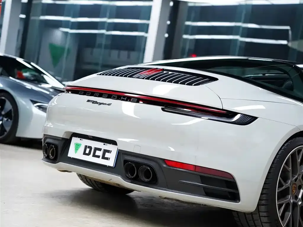 Porsche 911 2023 из CN, фото 6
