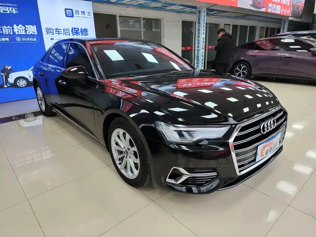 Audi A6L 2023 из CN, фото 9