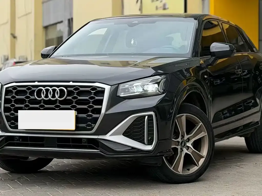 Audi Q2L 2024 из CN, фото 1