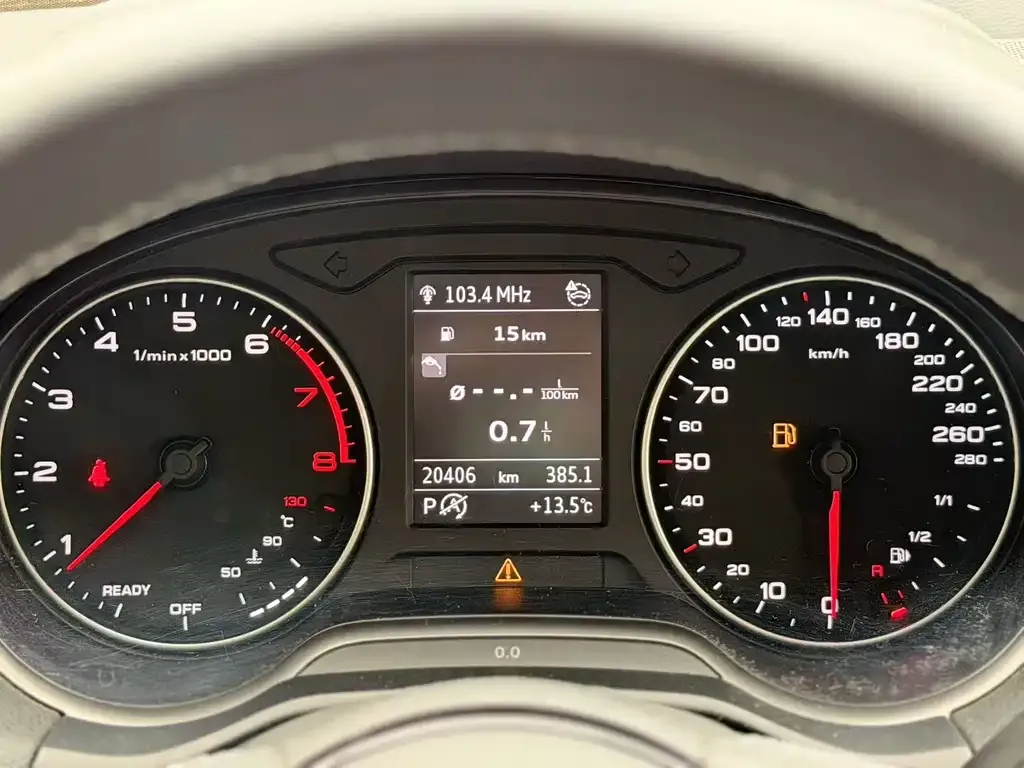 Audi Q2L 2024 из CN, фото 6