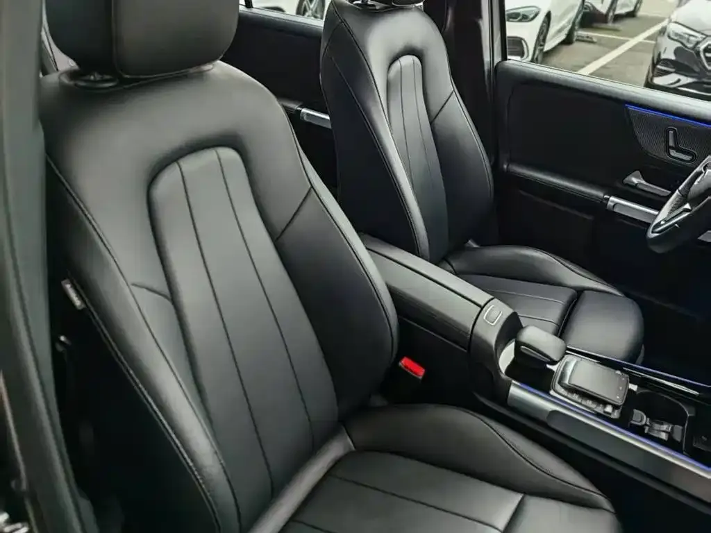 Mercedes-Benz GLB 2023 из CN, фото 7