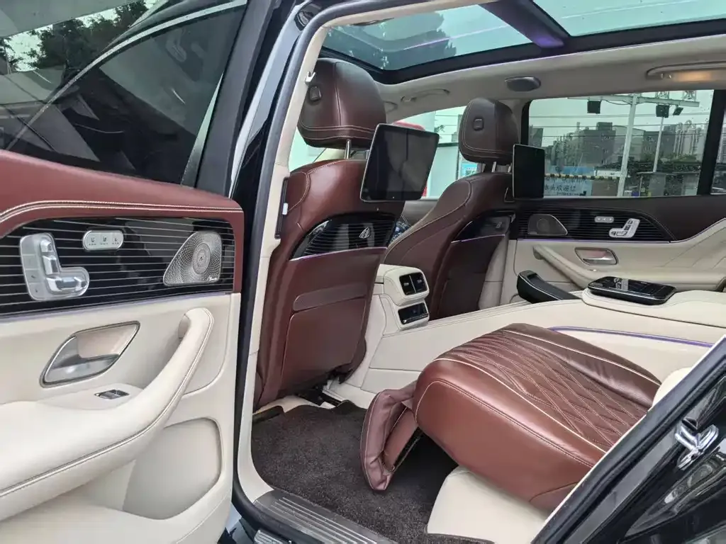 Mercedes-Benz GLS — фото 4