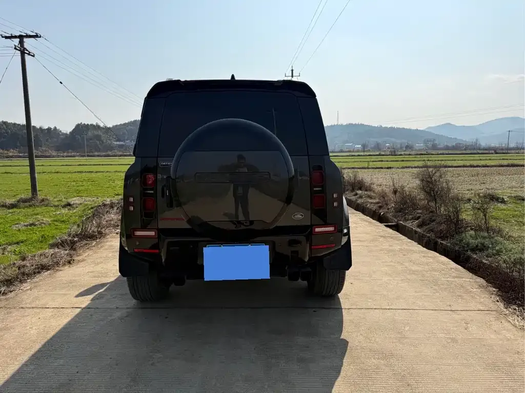 Land Rover Defender 2023 из CN, фото 5