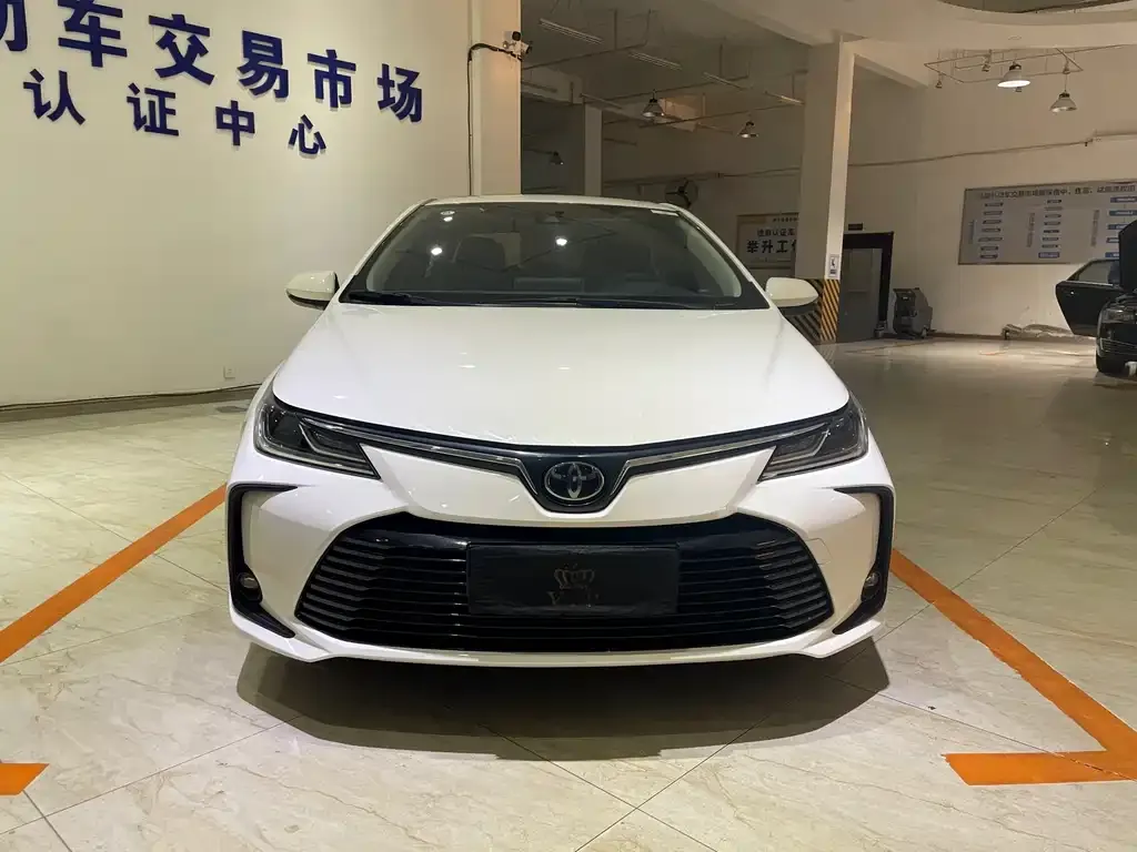 Toyota Corolla 2022 из CN, фото 3