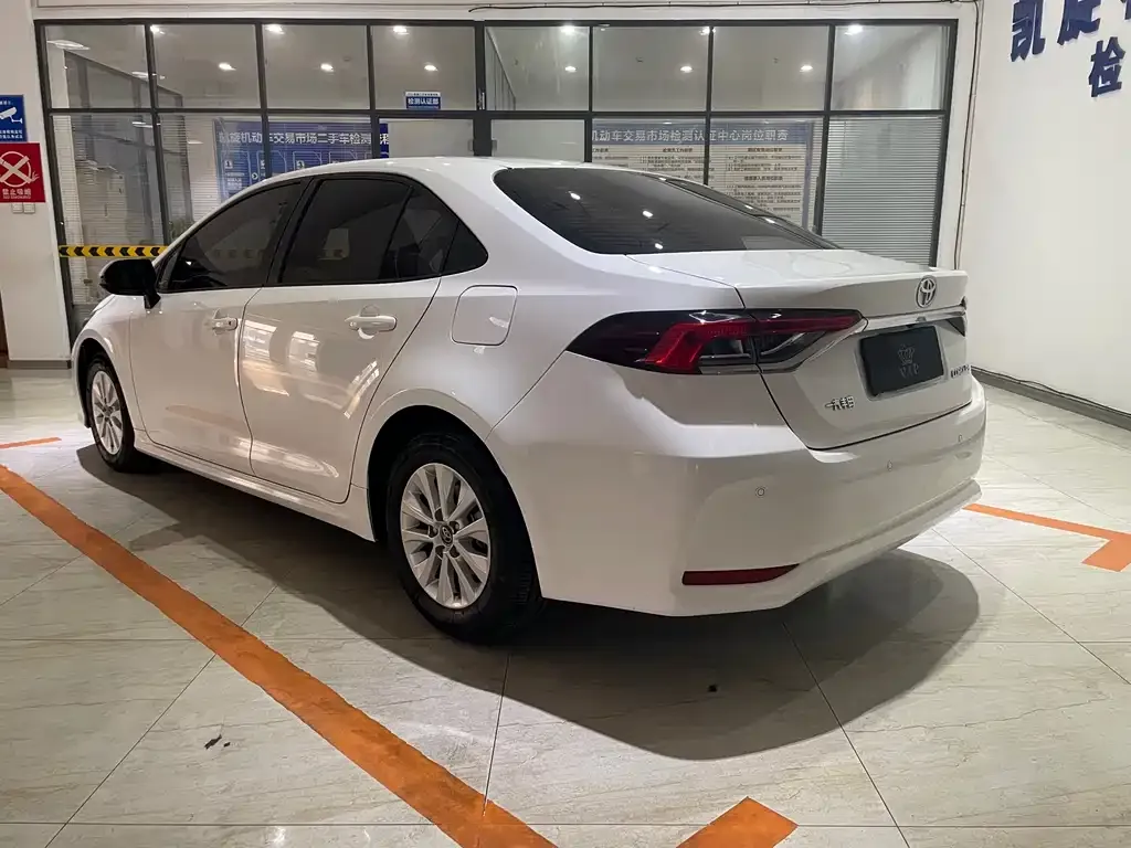 Toyota Corolla 2022 из CN, фото 5