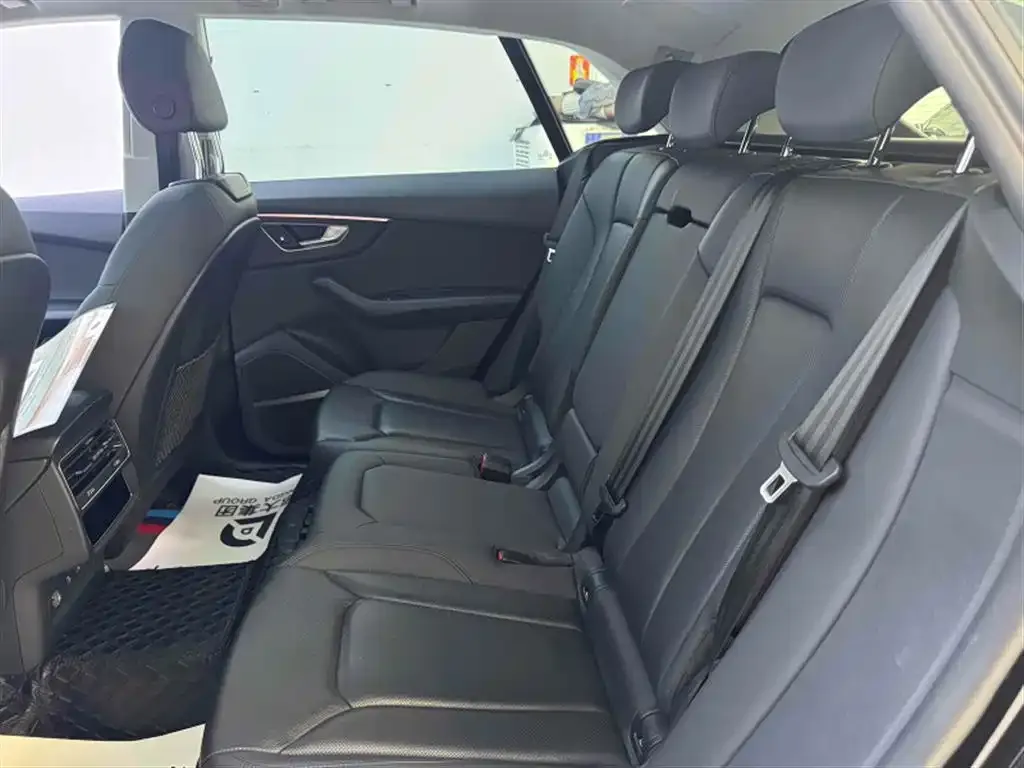 Audi Q8 2022 из CN, фото 5