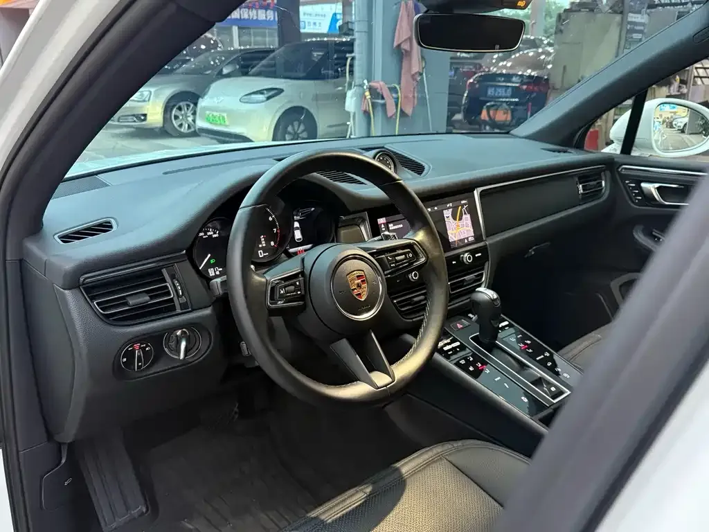Porsche Macan 2024 из CN, фото 5