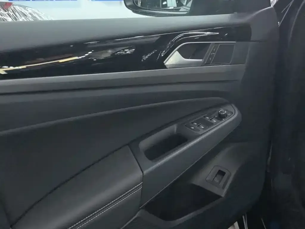 Volkswagen Passat — фото 2