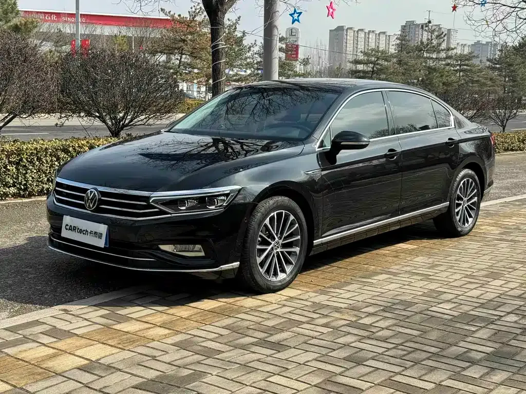Volkswagen Magotan 2022 из CN, фото 1