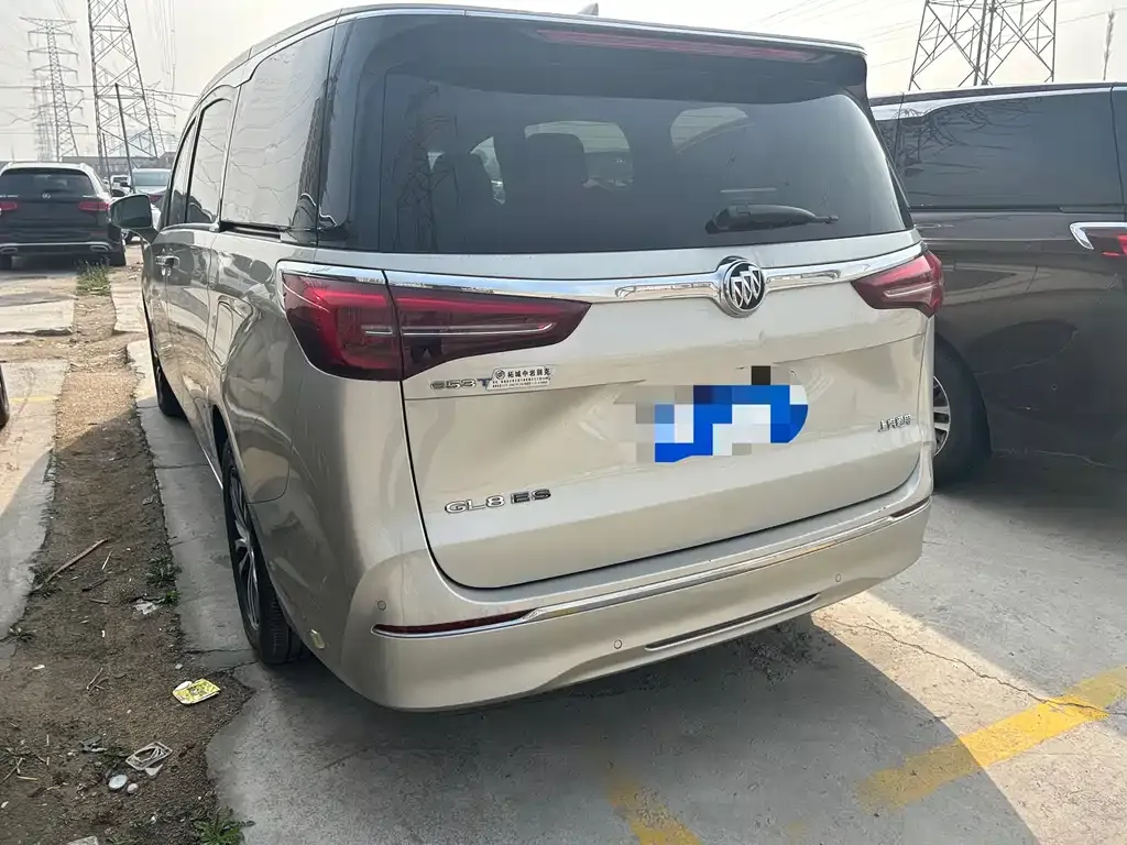 Buick GL8 2022 из CN, фото 10