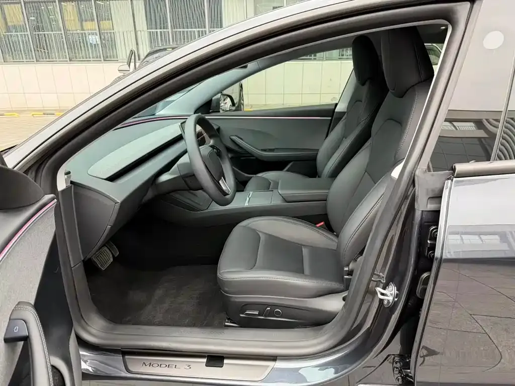 Tesla Model 3 2024 из CN, фото 9