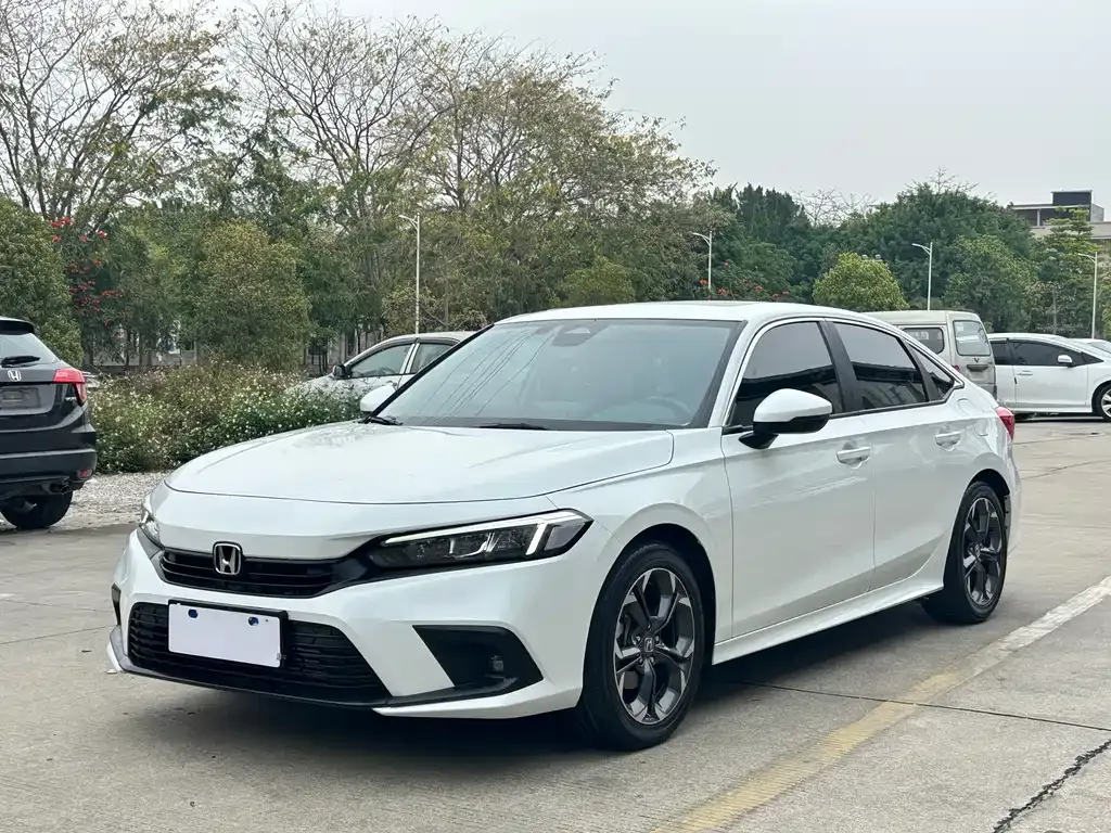 Honda Civic — фото 1