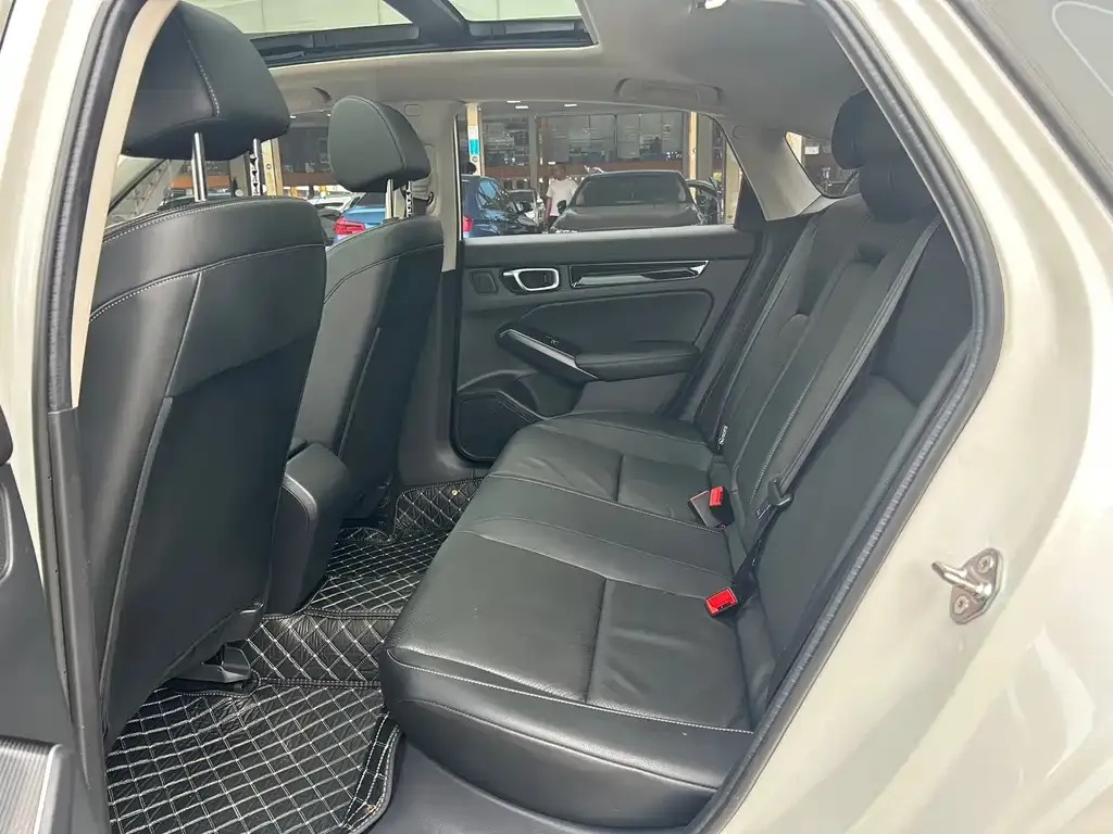Honda Civic — фото 5