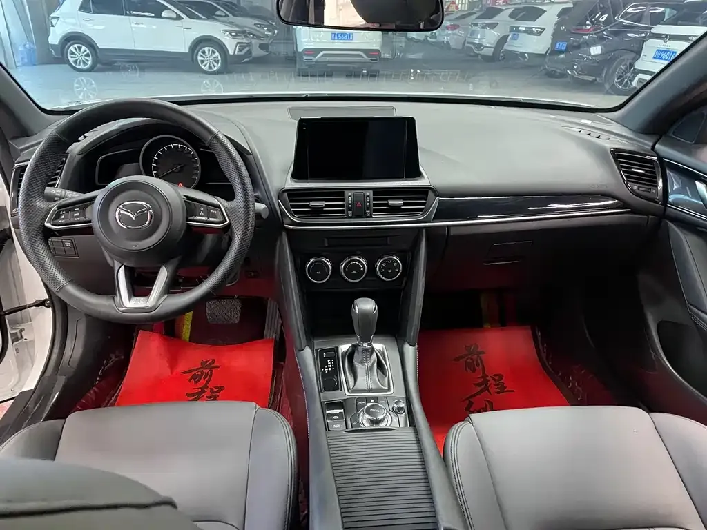 Mazda CX-4 2023 из CN, фото 9