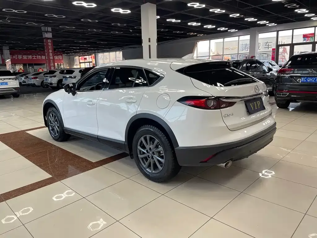 Mazda CX-4 2023 из CN, фото 7