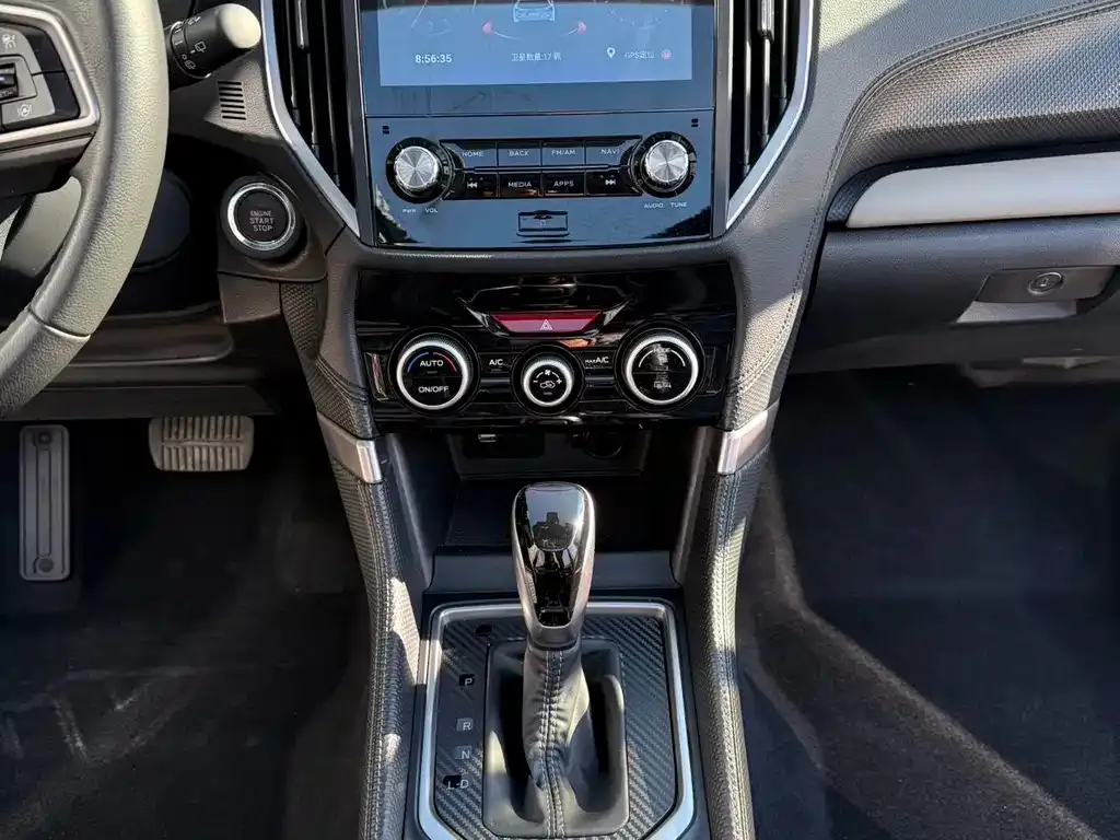 Subaru Forester 2022 из CN, фото 10