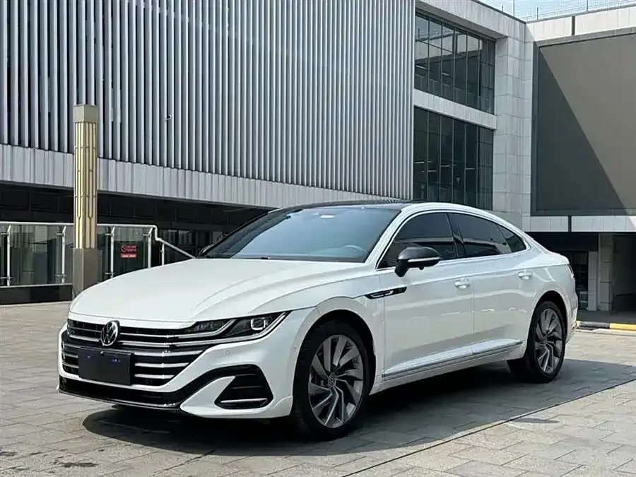 Volkswagen CC — фото 1