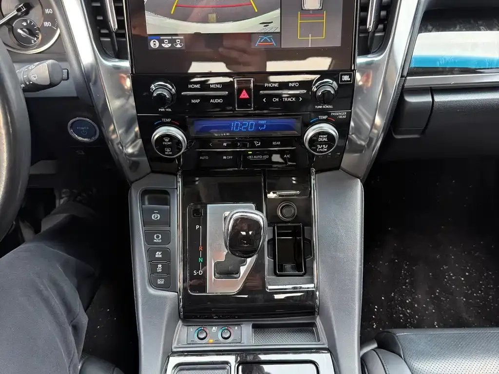 Toyota Vellfire 2023 из CN, фото 10