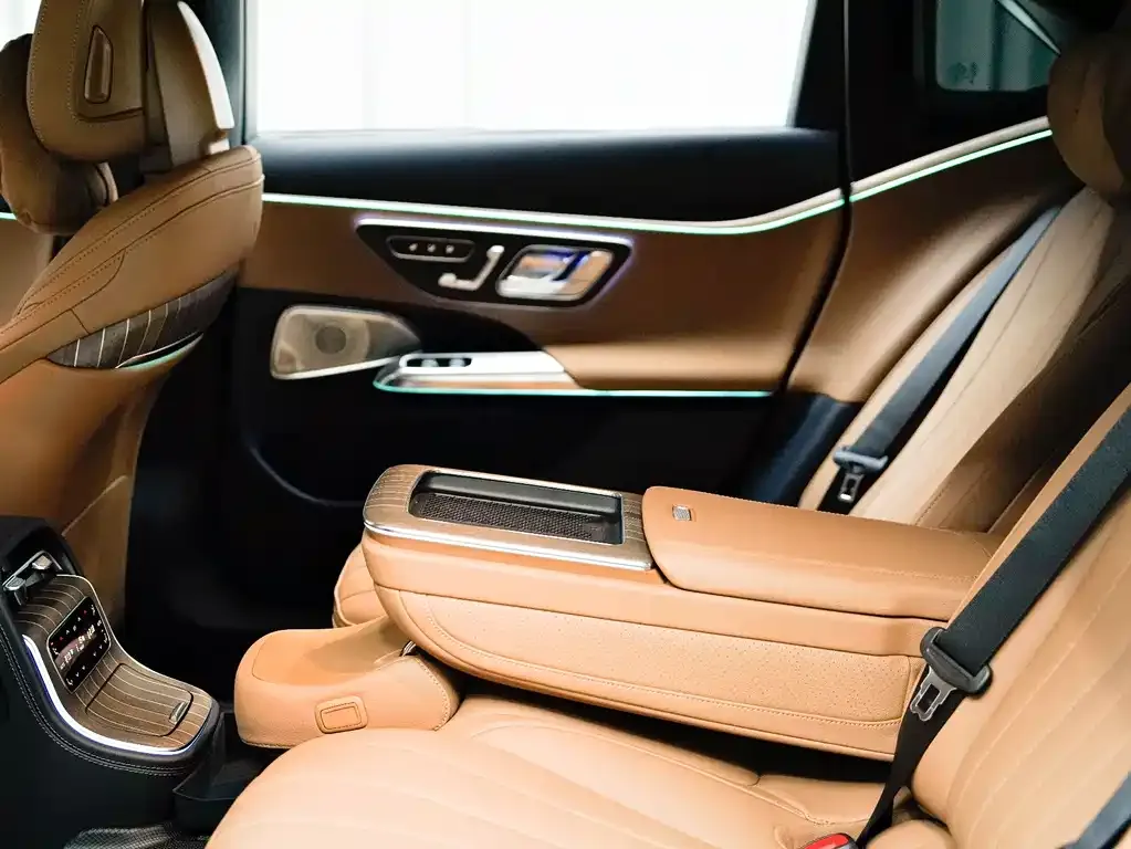 Mercedes-Benz E-Class 2025 из CN, фото 7