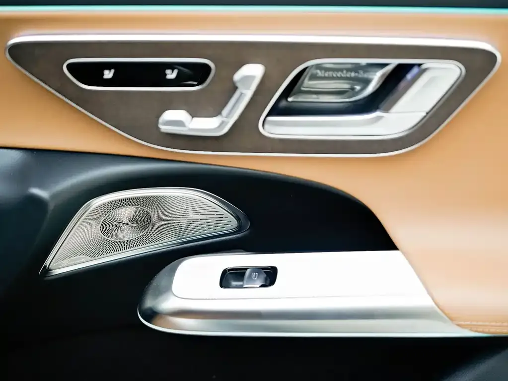 Mercedes-Benz E-Class 2025 из CN, фото 5