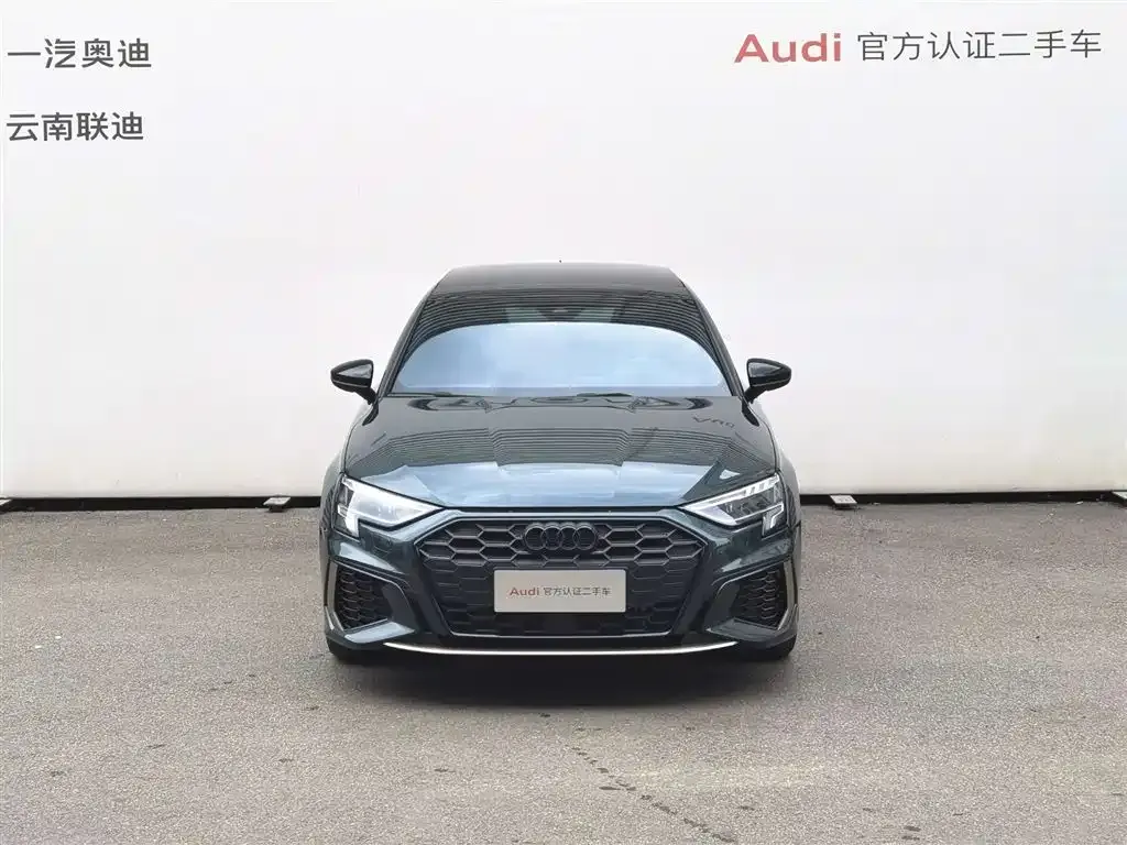 Audi A3 2024 из CN, фото 2