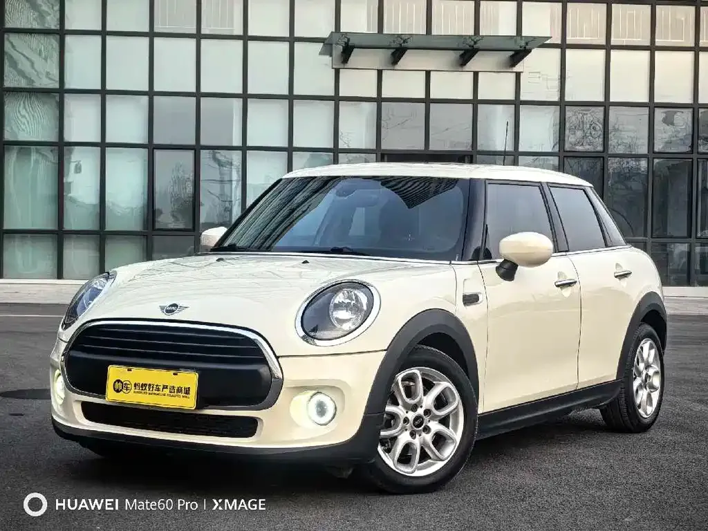 MINI Cooper (3-door) 2021 из CN, фото 1