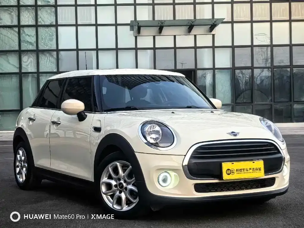MINI Cooper (3-door) 2021 из CN, фото 3