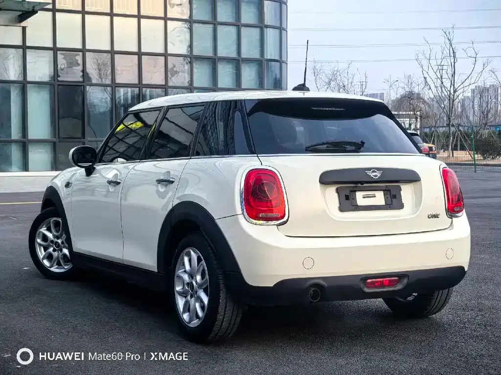 MINI Cooper (3-door) 2021 из CN, фото 9