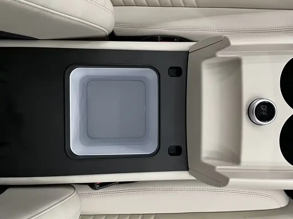 BYD Qin L 2025 из CN, фото 3