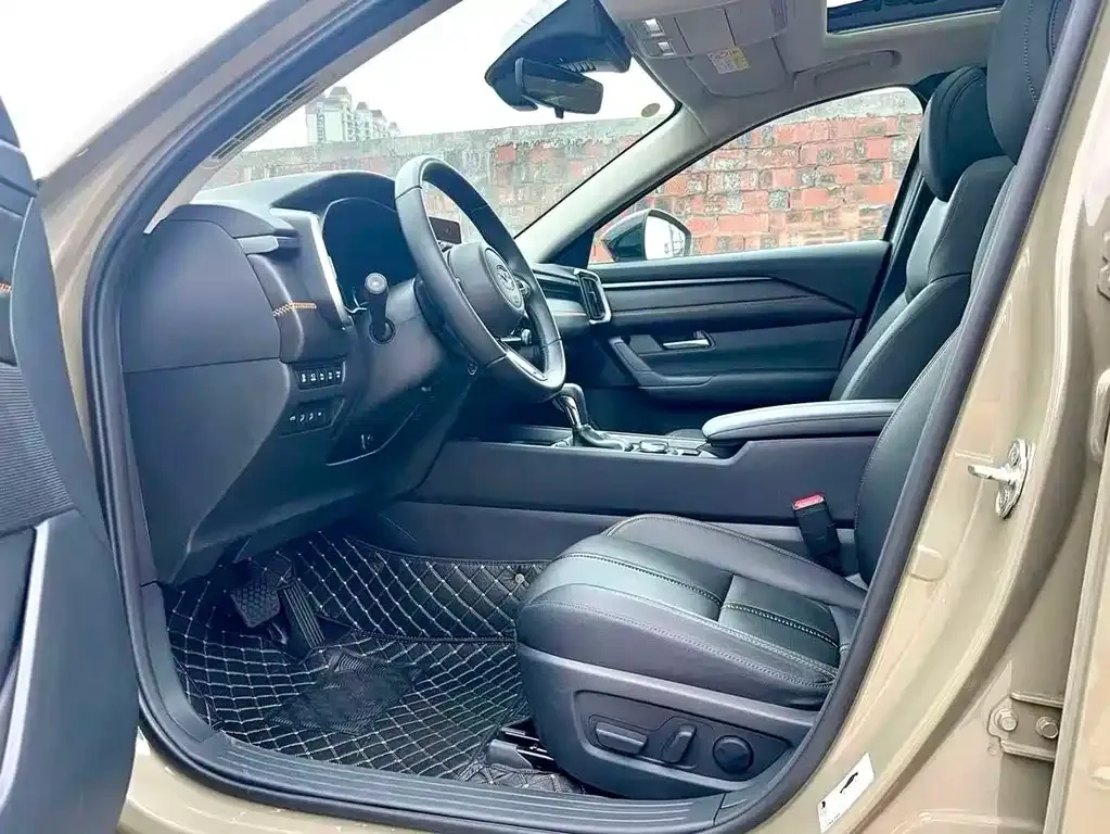 Mazda CX-50 2023 из CN, фото 9