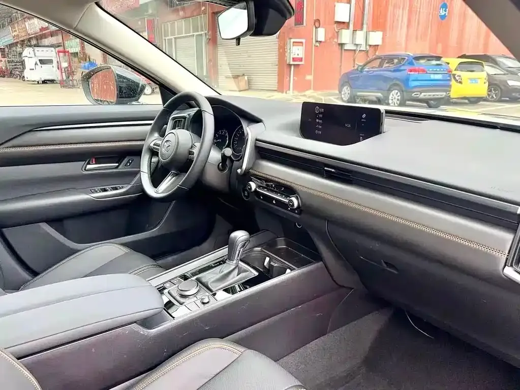 Mazda CX-50 2023 из CN, фото 8