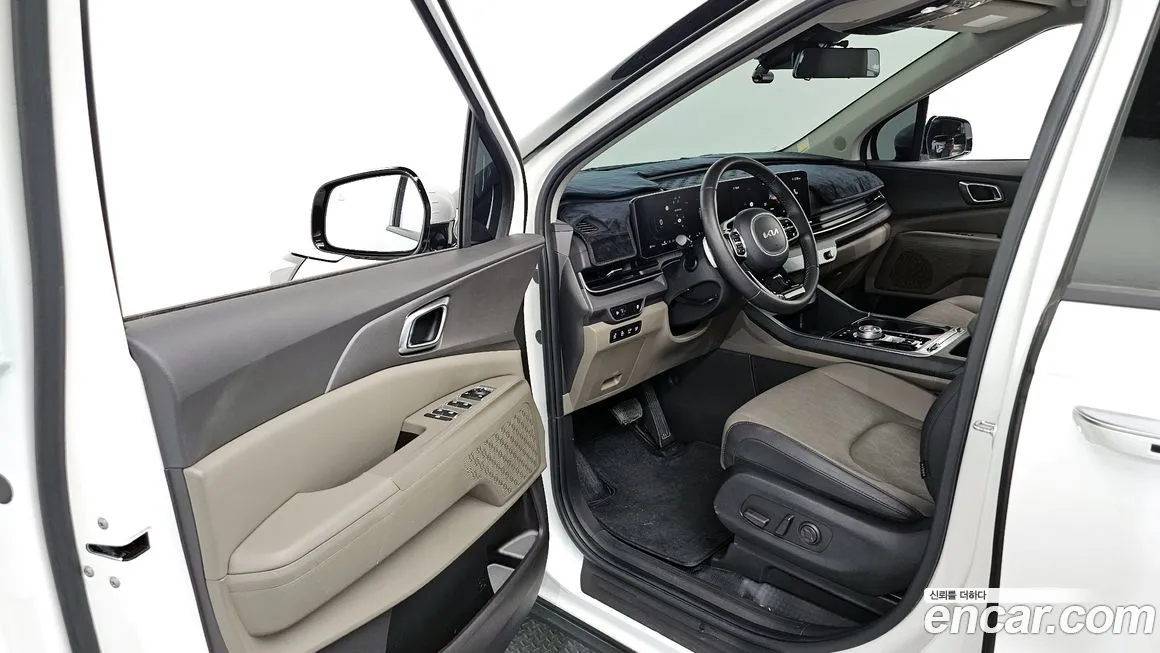 Kia Carnival — фото 2