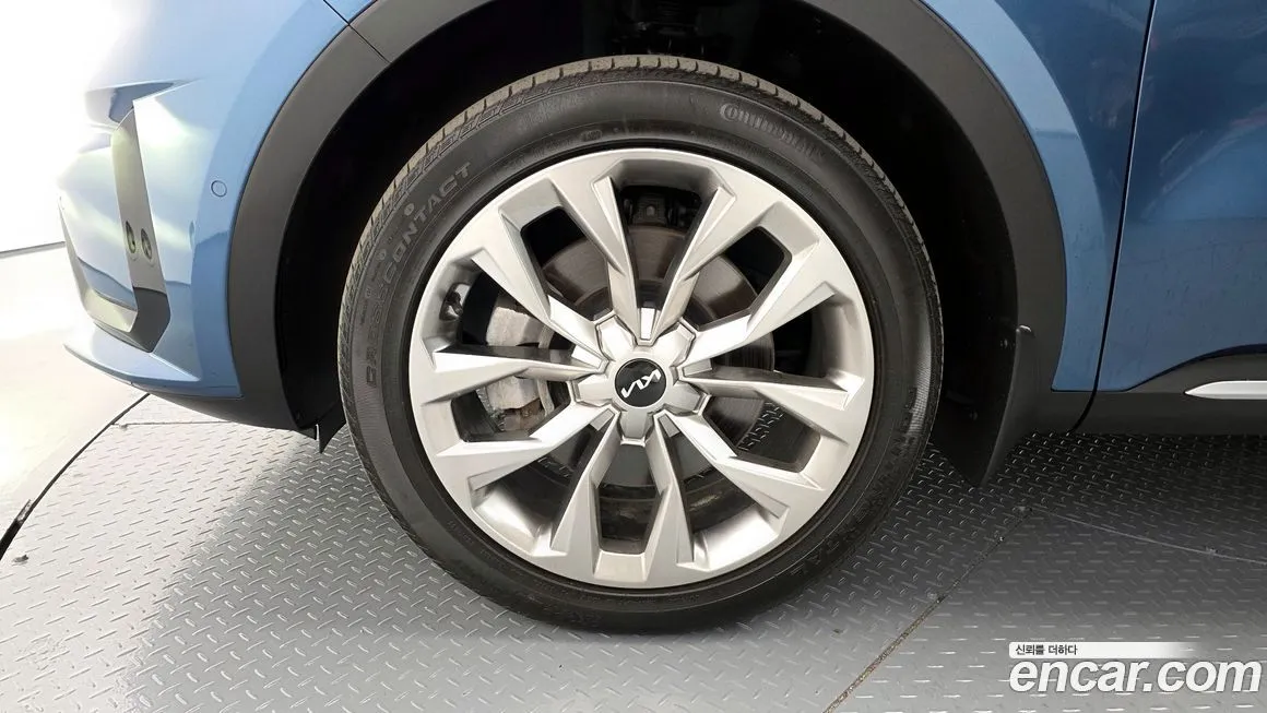 Kia Sorento — фото 9