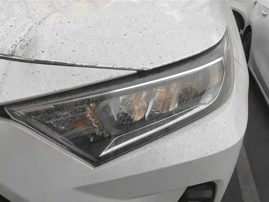 Toyota RAV4 2023 из CN, фото 10