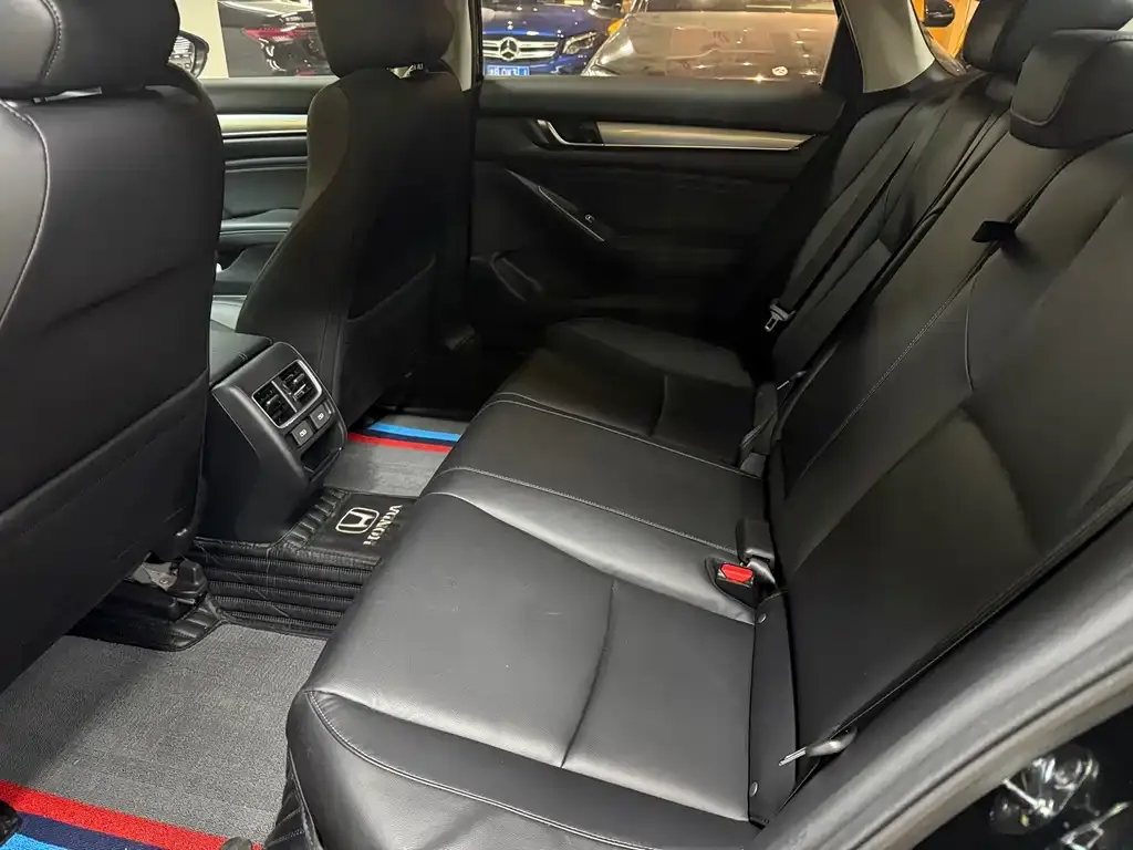 Honda Accord 2022 из CN, фото 3