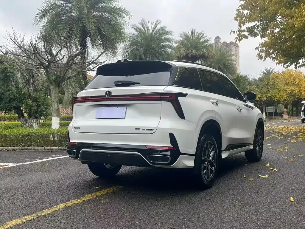 Changan CS75PLUS — фото 10