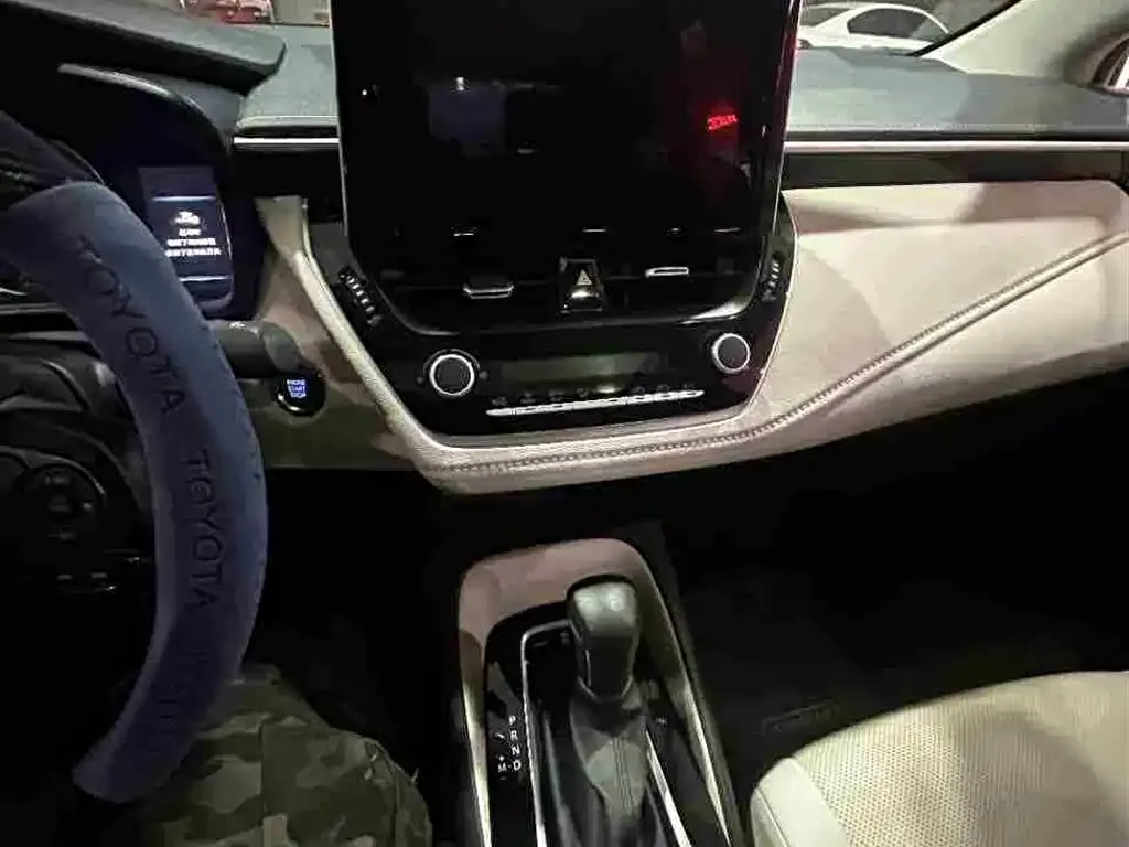 Toyota Corolla 2022 из CN, фото 9